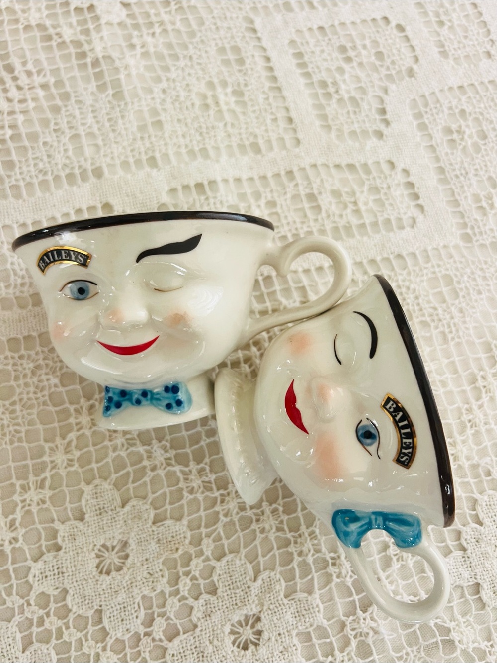 Baileys Vintage His ‘n Hers Cups